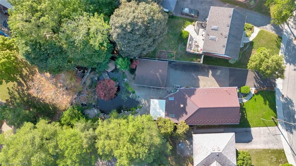 63 Hardale Crescent