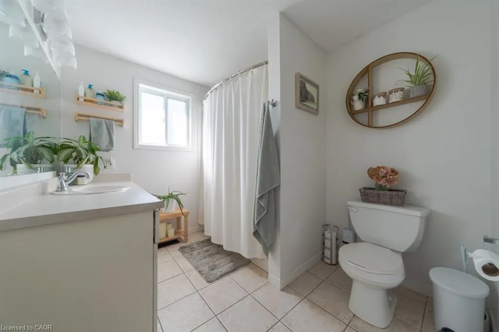 118 Silurian Drive