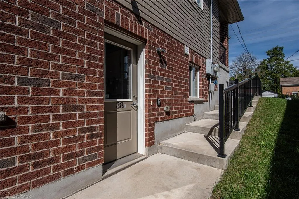 38 Foundry Street