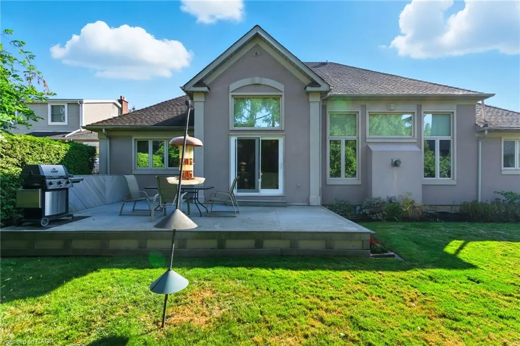320 Fiddlers Green Road