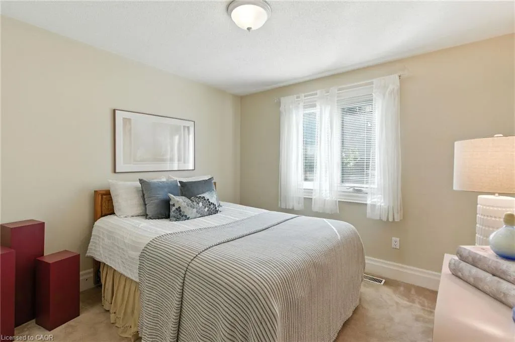 320 Fiddlers Green Road
