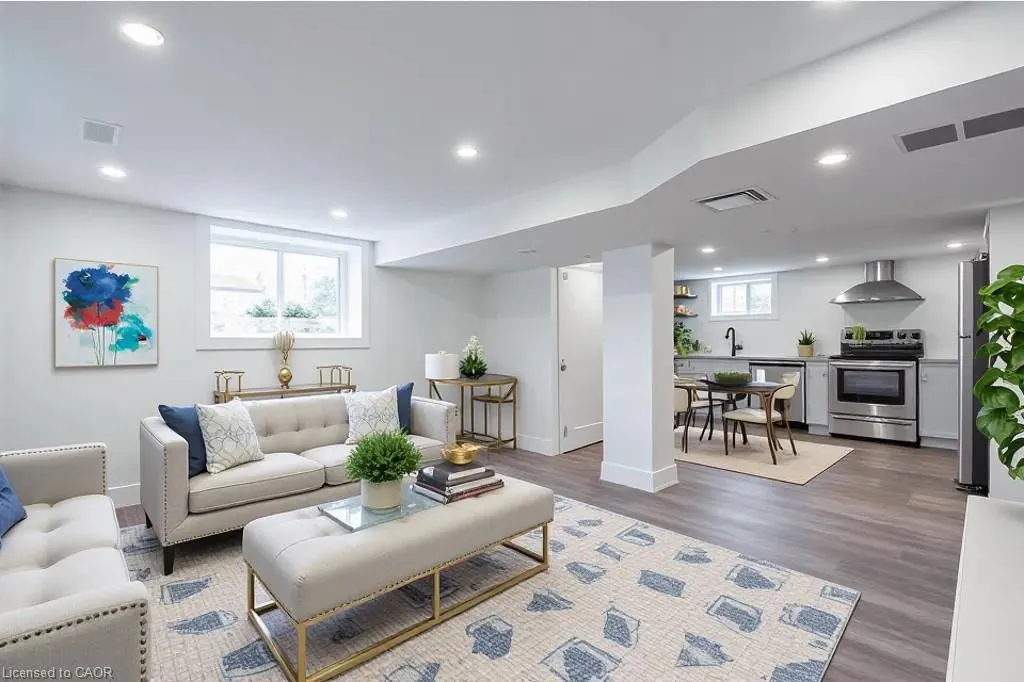 106 Terrace Drive, #lower