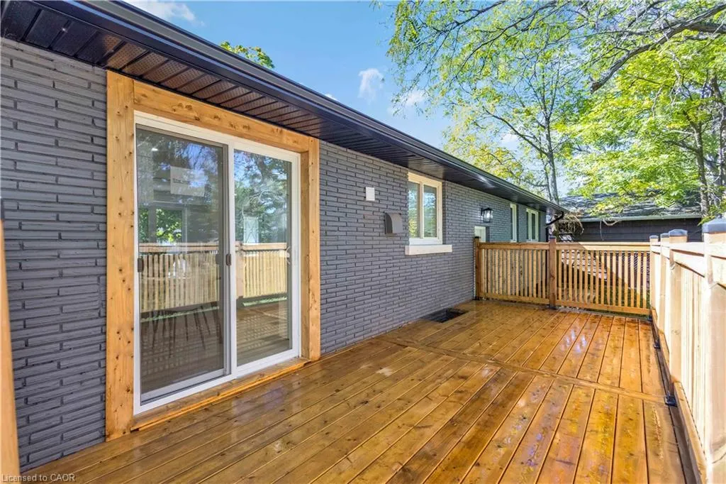 7 Swan Drive