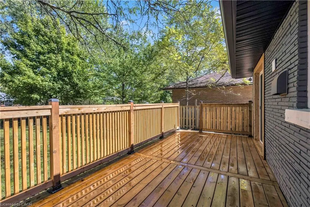 7 Swan Drive