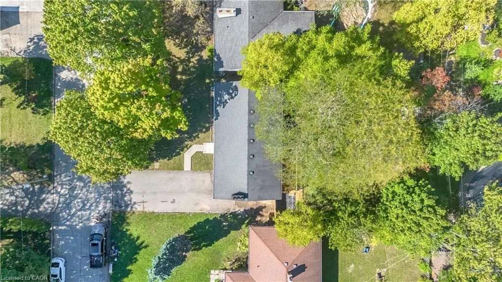 7 Swan Drive