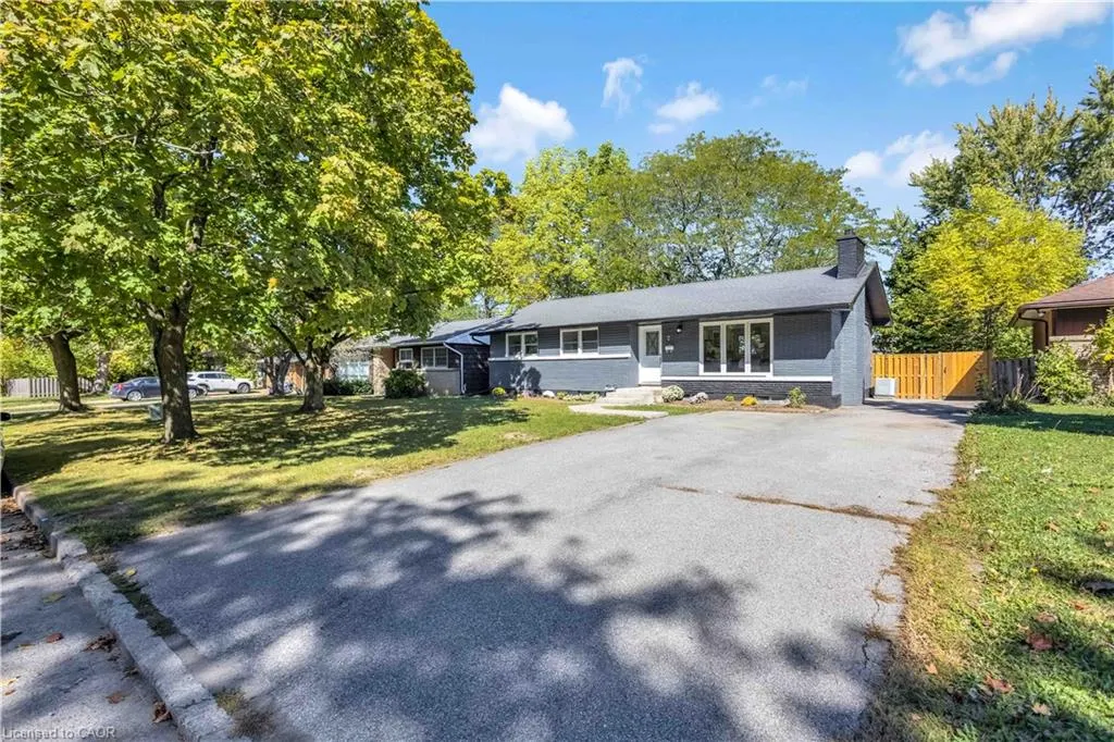 7 Swan Drive
