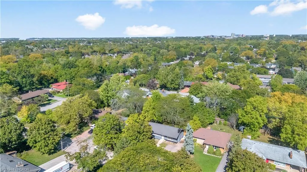 7 Swan Drive