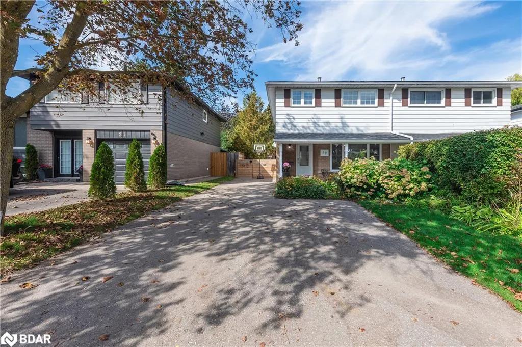 19 Carlton Drive