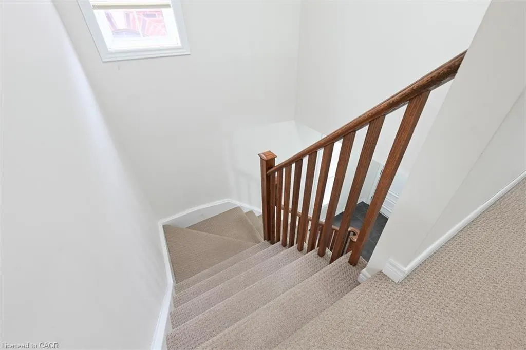 40 Oakhaven Place