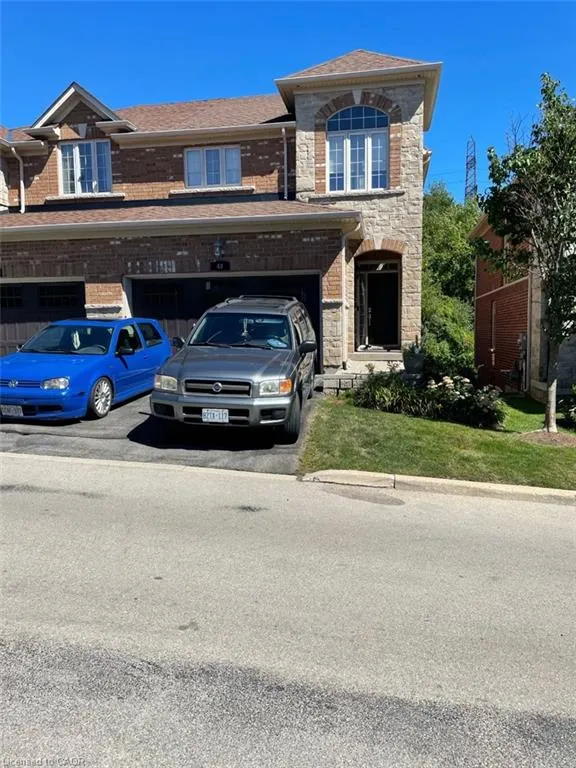 40 Oakhaven Place