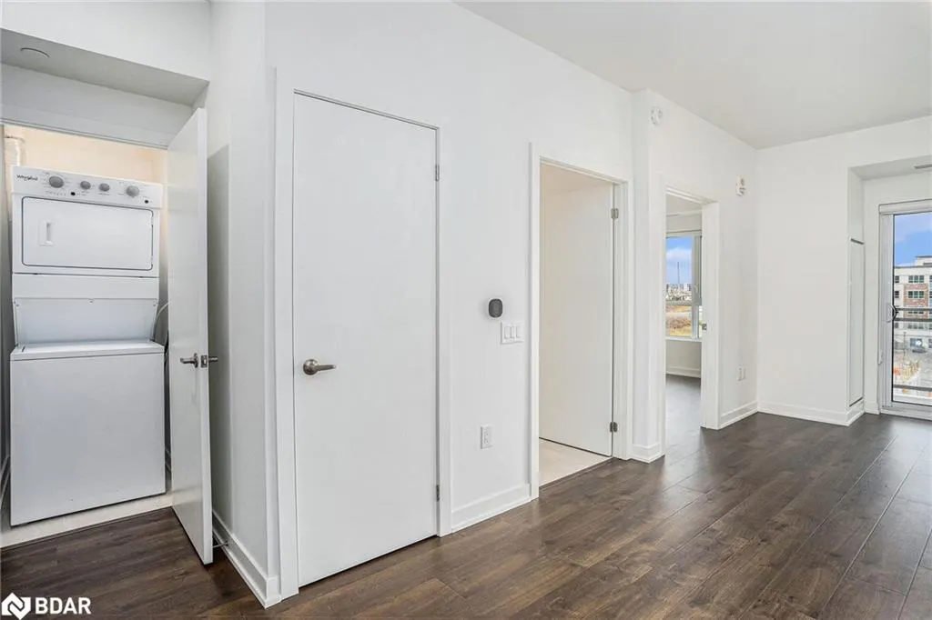 56 Lakeside Terrace, #302