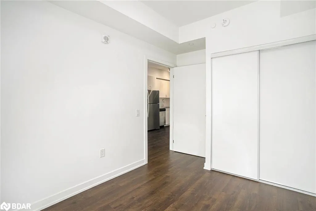56 Lakeside Terrace, #302
