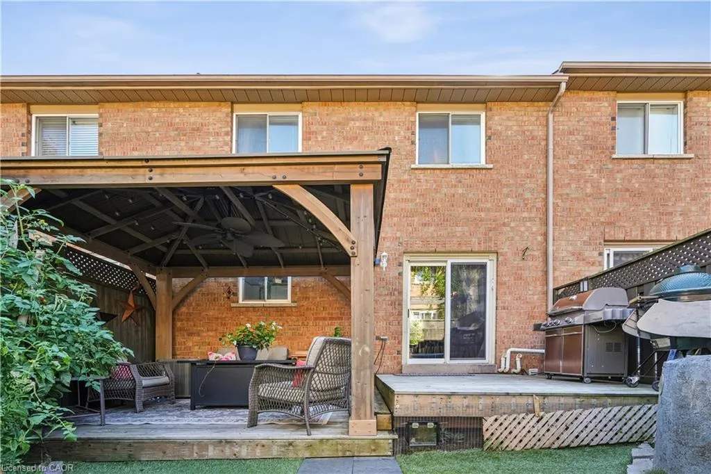 46 Dawson Crescent