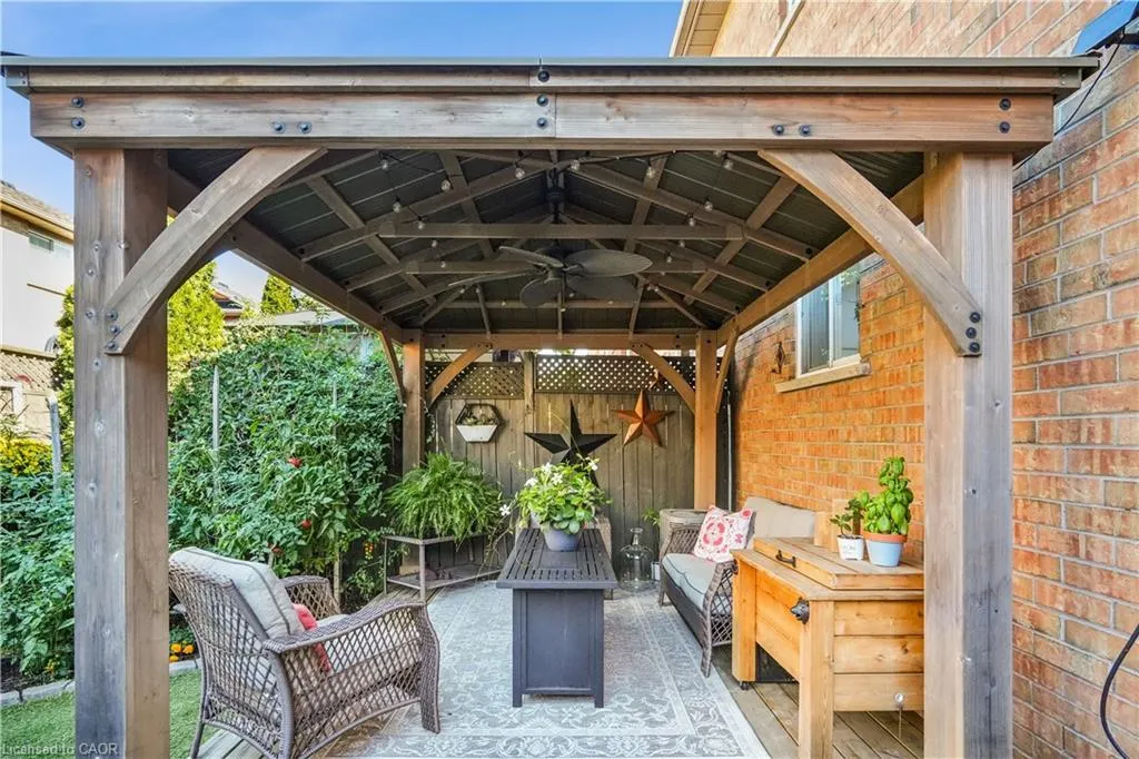 46 Dawson Crescent