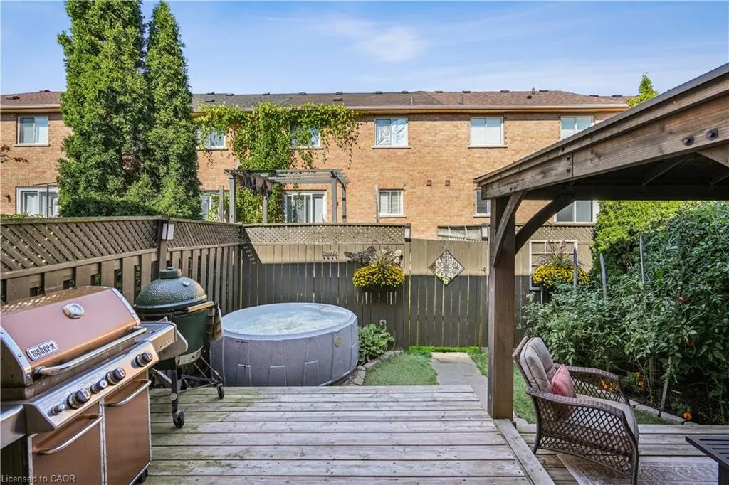 46 Dawson Crescent
