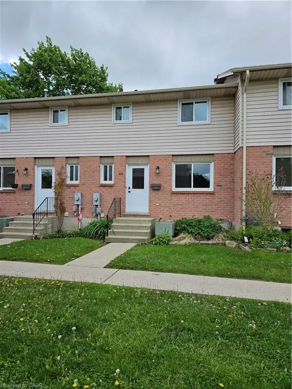 485 Springbank Avenue N, #23