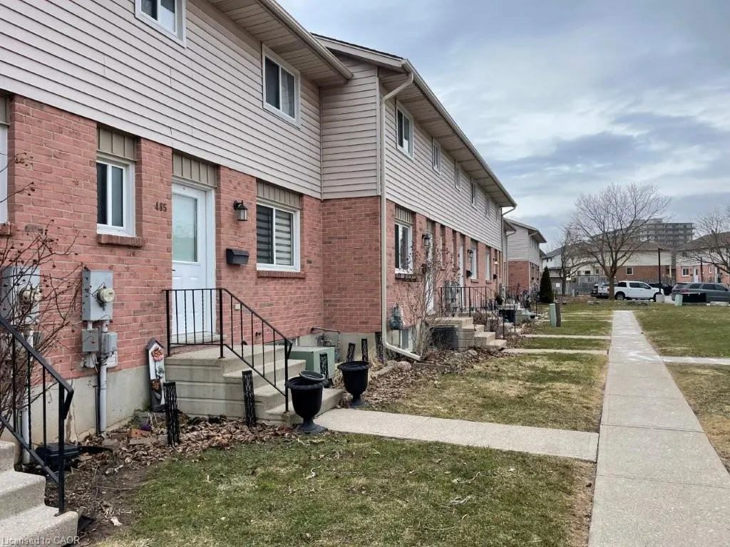 485 Springbank Avenue N, #23
