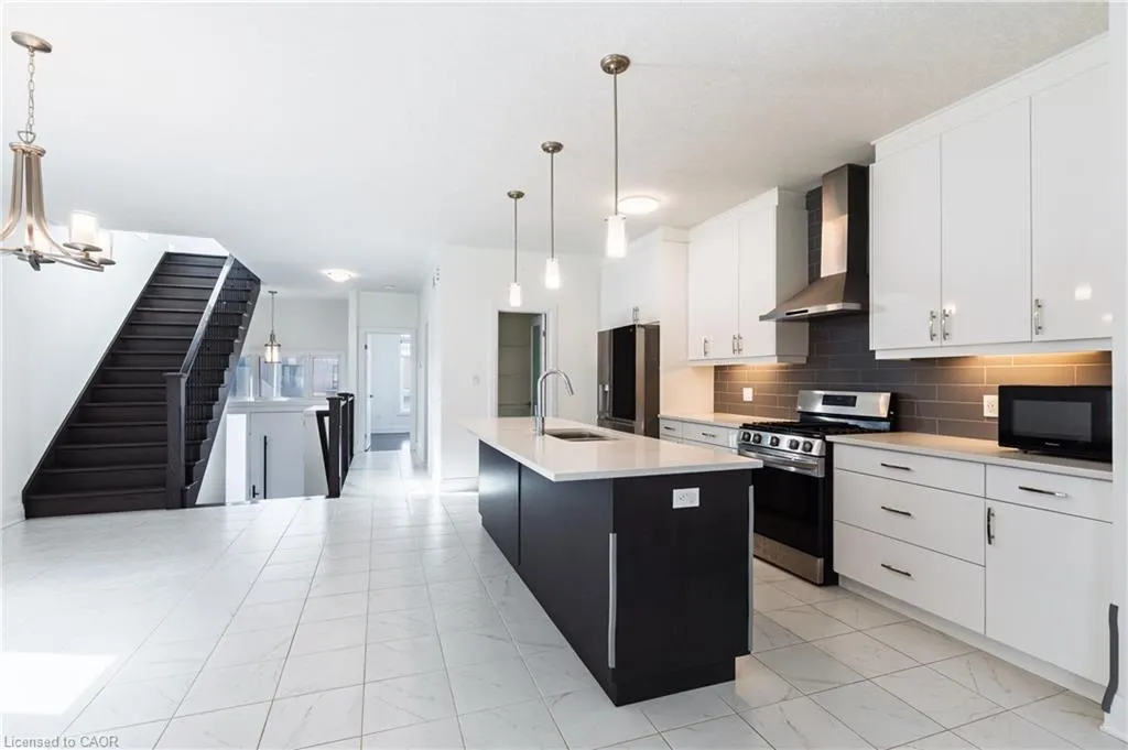 585 Benninger Drive