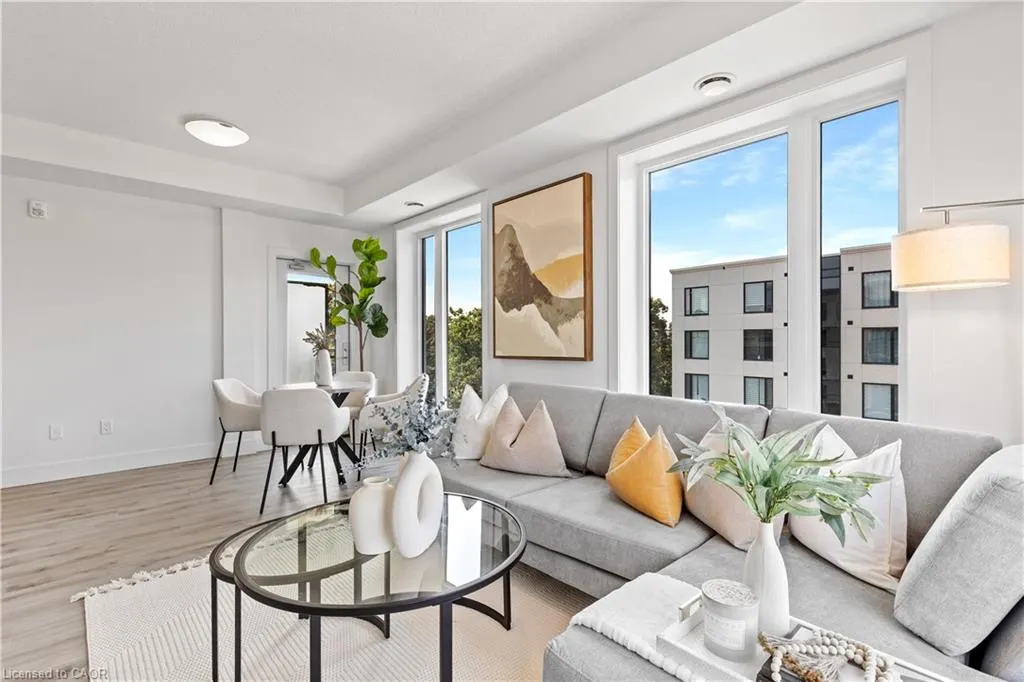 107 Roger Street, #516