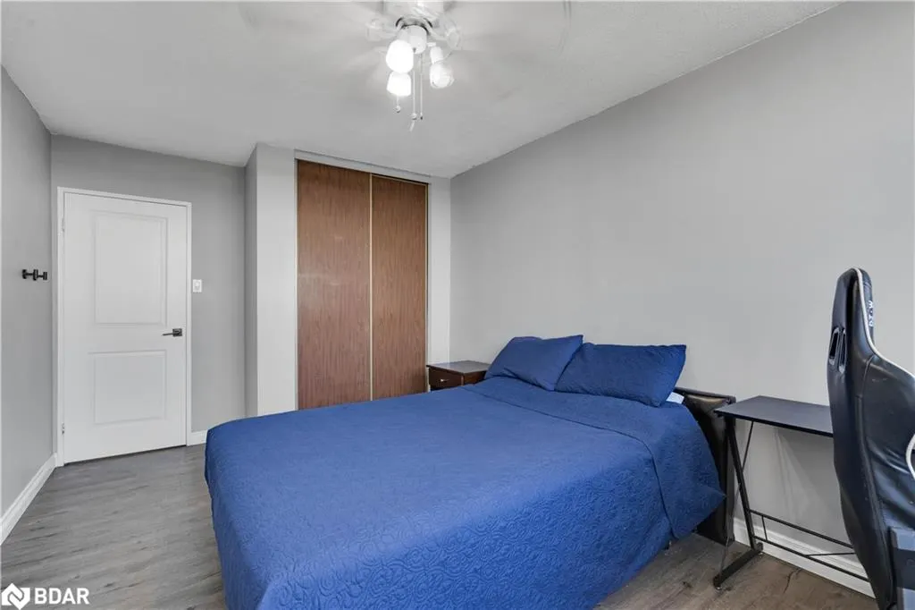 215 Glenridge Avenue, #1204