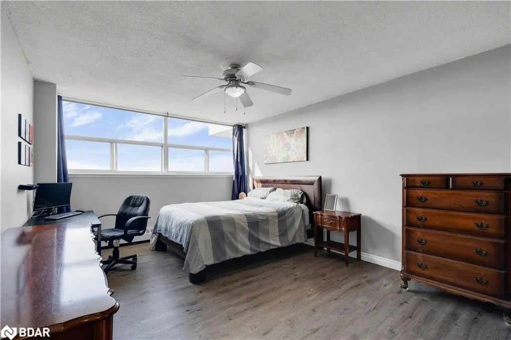 215 Glenridge Avenue, #1204