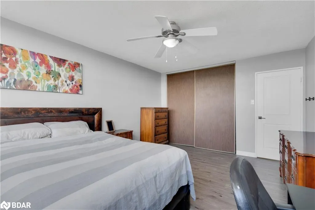 215 Glenridge Avenue, #1204