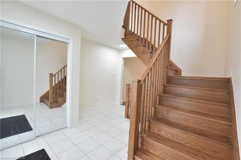 47 Pickett Place