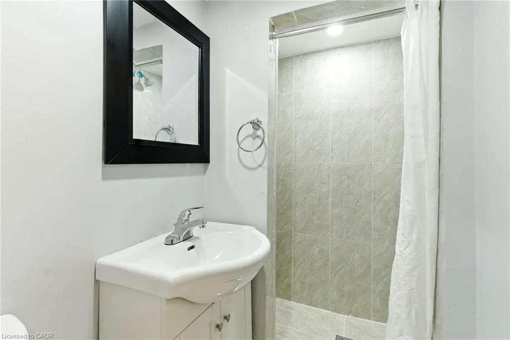 5 Windermere Road