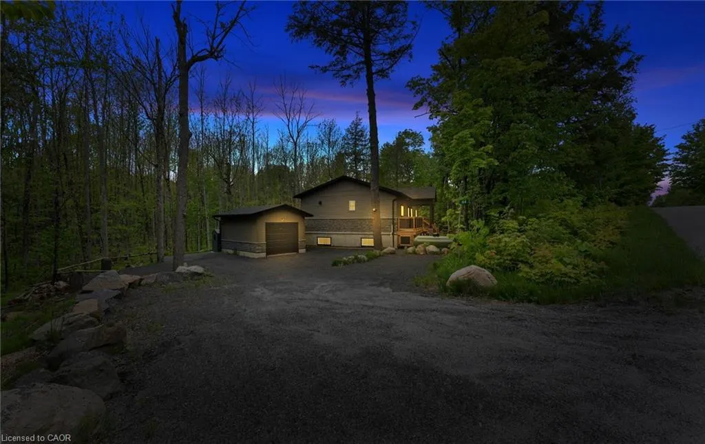 44 Sunnyshore Park Drive