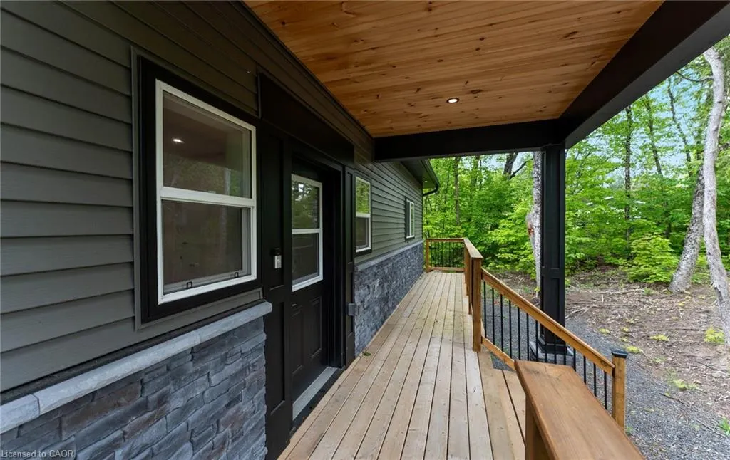 44 Sunnyshore Park Drive
