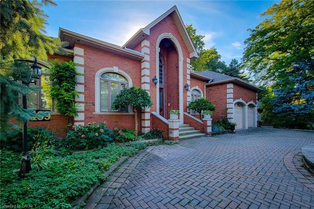 499 Scenic Drive