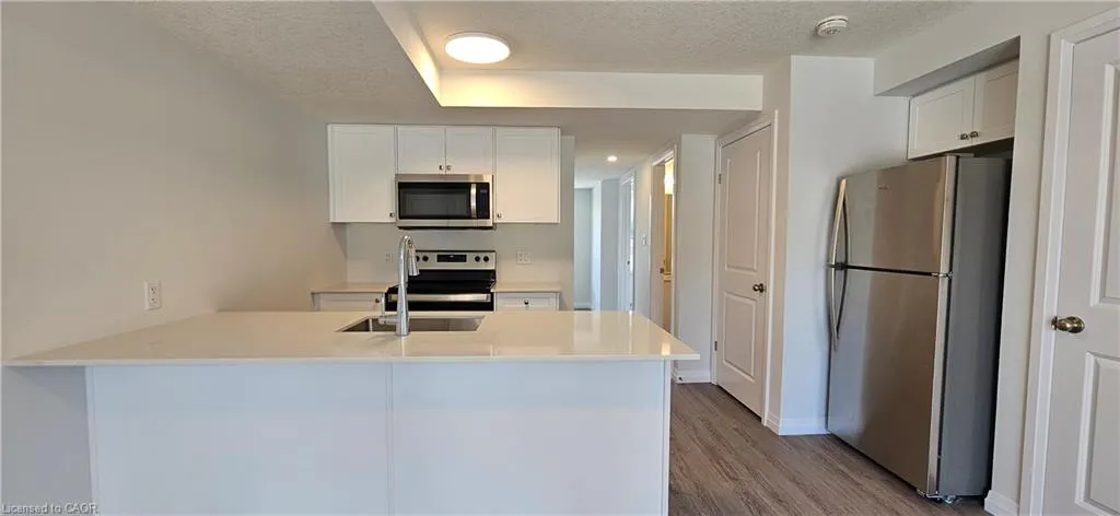 410 Northfield Drive W, #E12