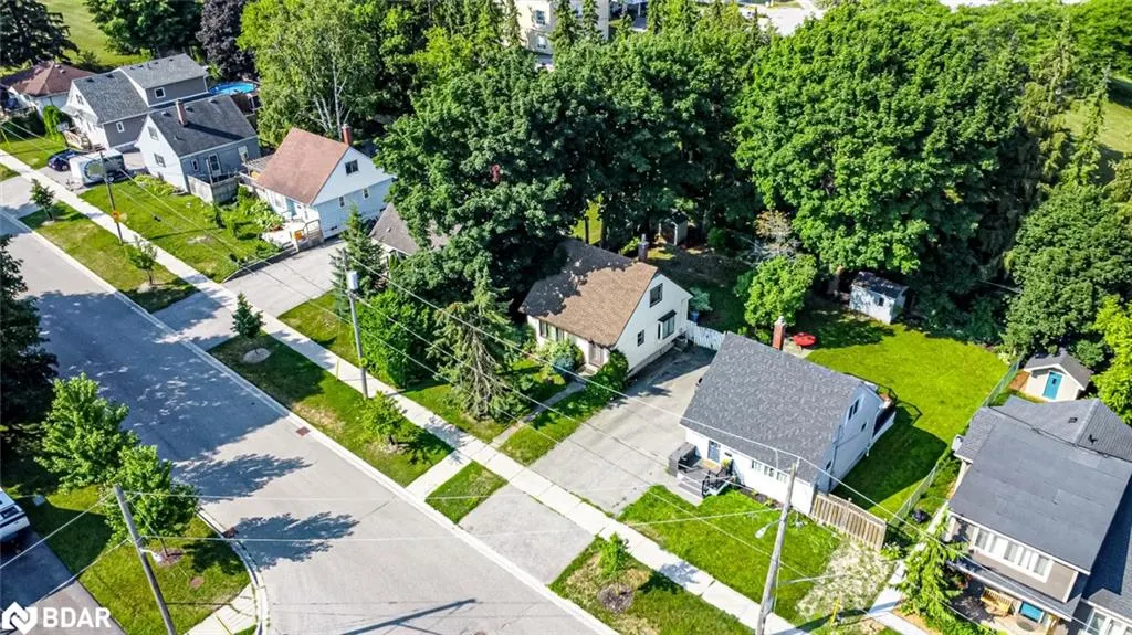 306 Cawthra Boulevard