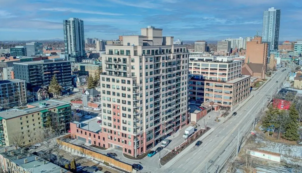 112 Benton Street, #207