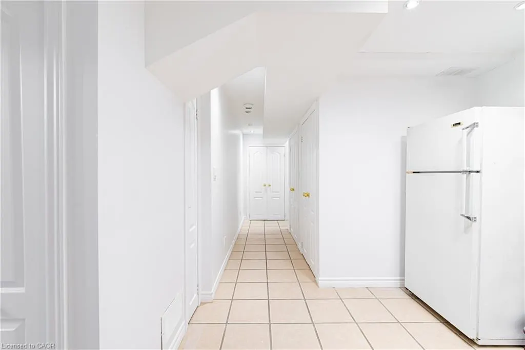 119 Summers Drive, #Room 2