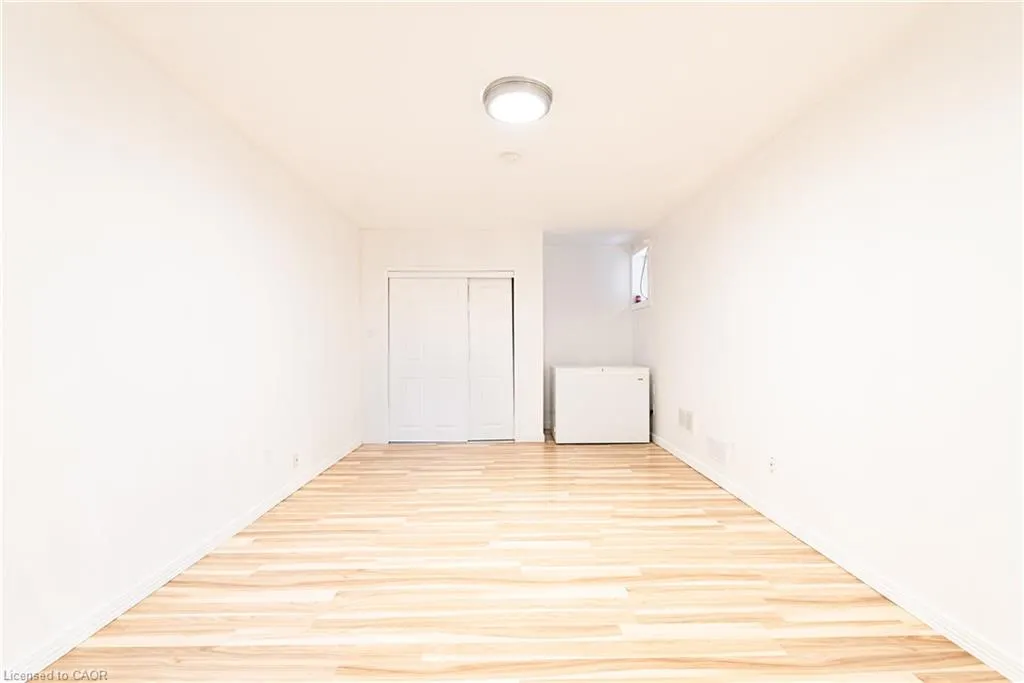 119 Summers Drive, #Room 3