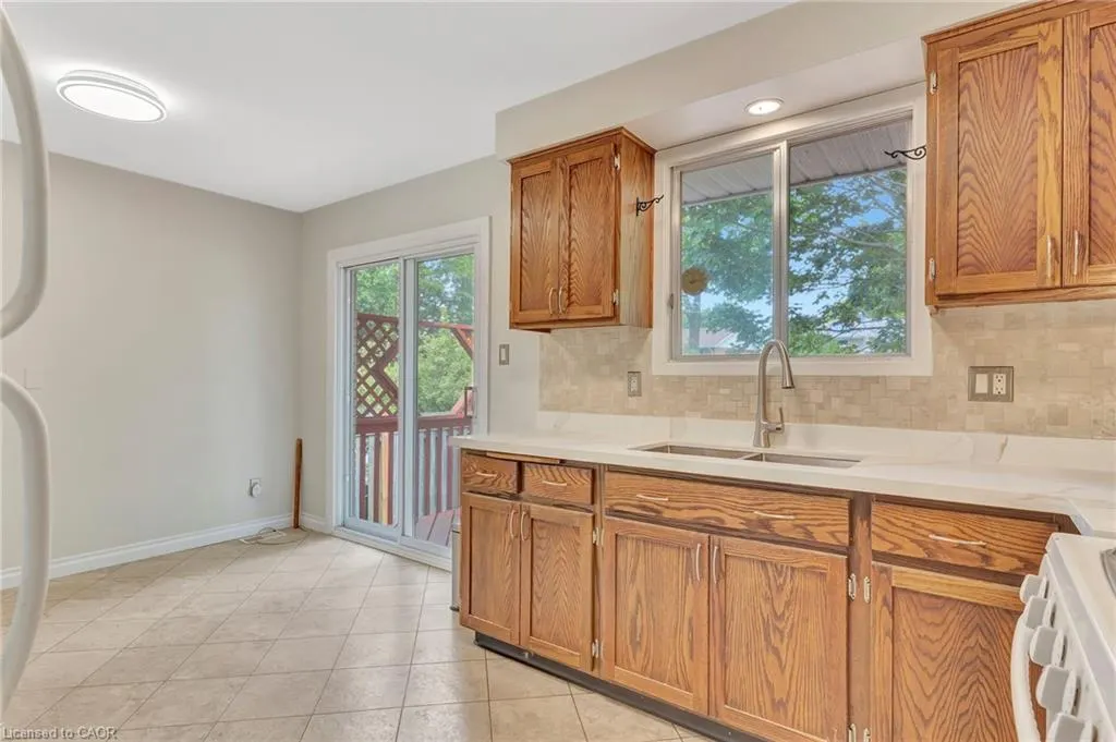 528 Havelock Drive