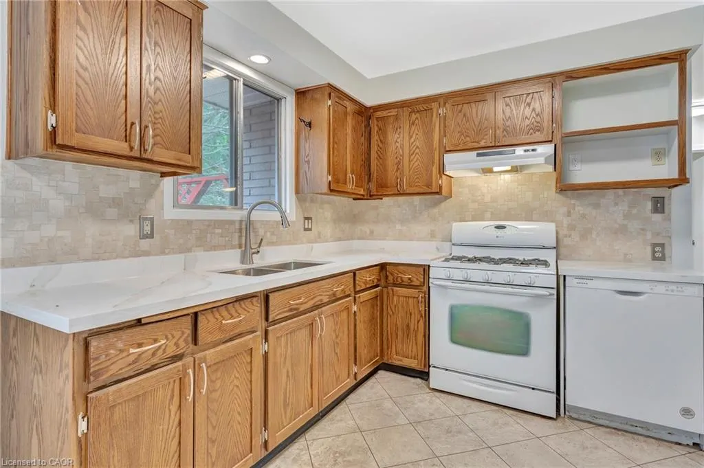 528 Havelock Drive