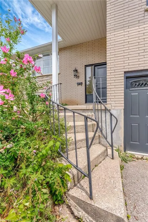 528 Havelock Drive