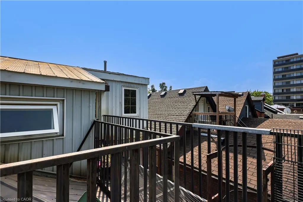 69 Victoria Avenue N, #3