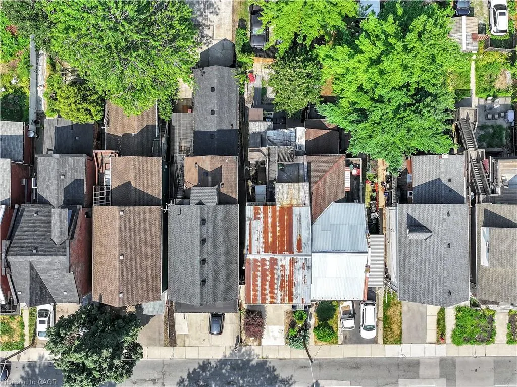 69 Victoria Avenue N, #3