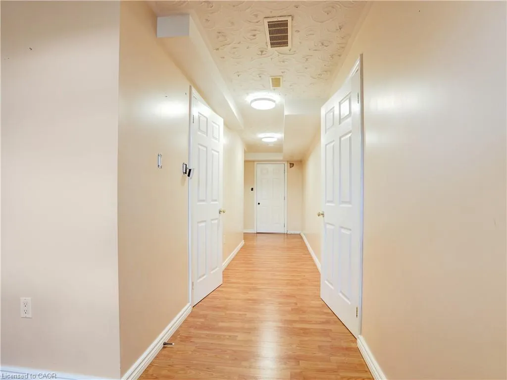 14 Chateau Crescent