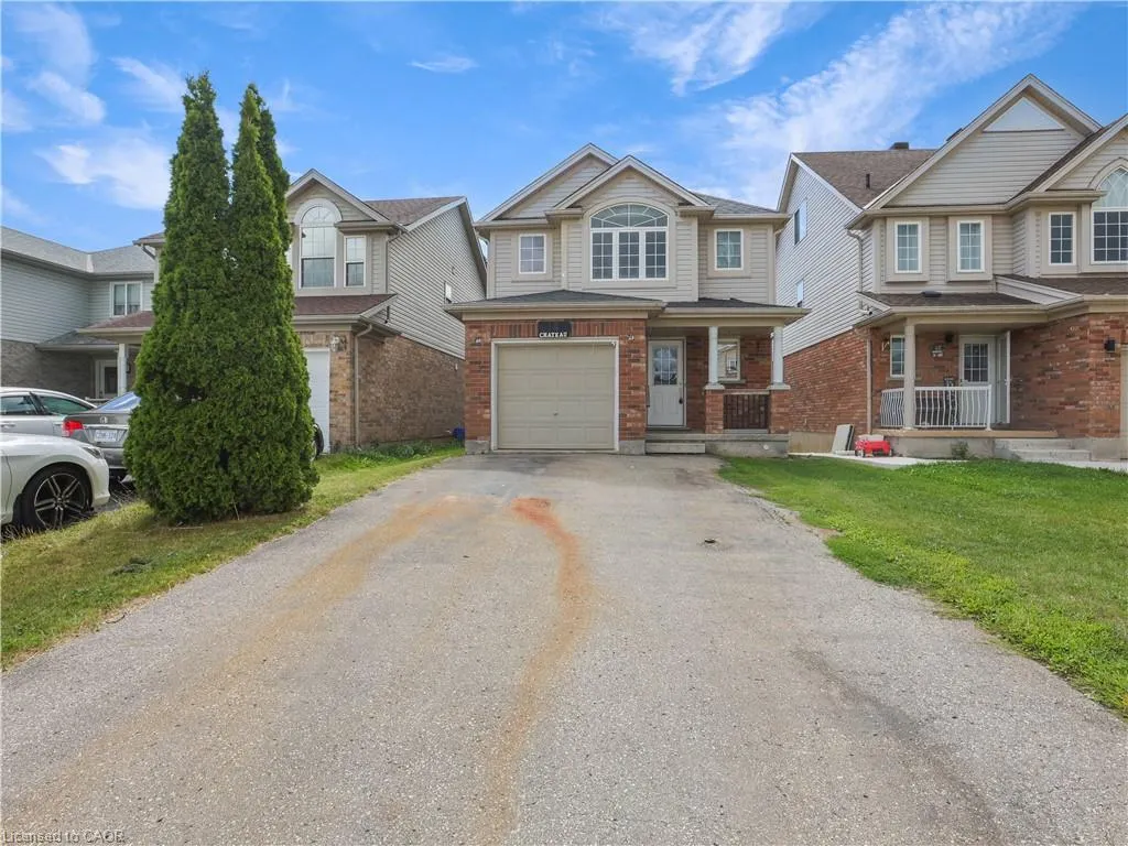 14 Chateau Crescent