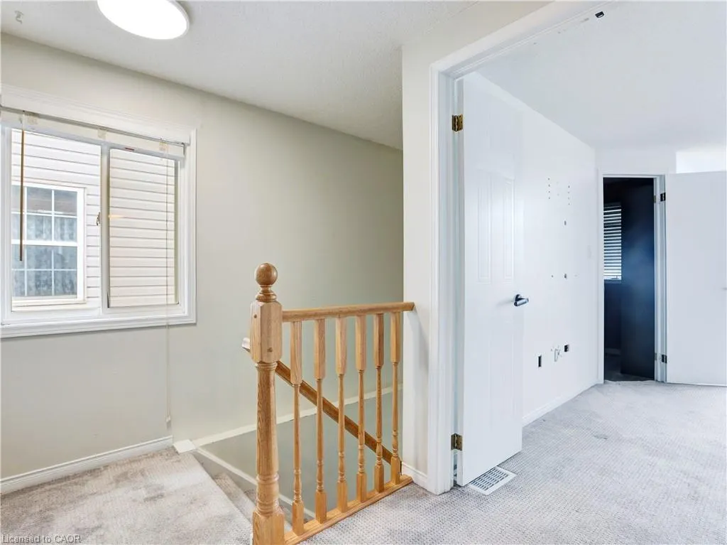 14 Chateau Crescent