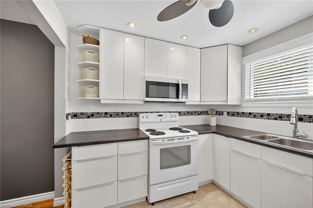 1550 Garth Street, #17