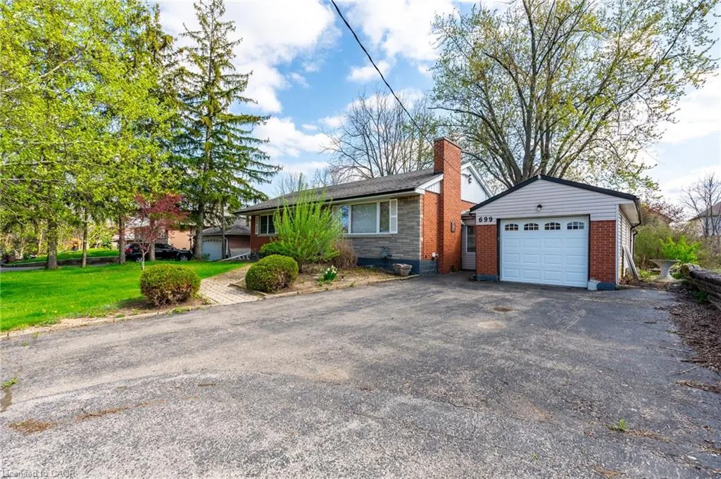 699 Rymal Road W