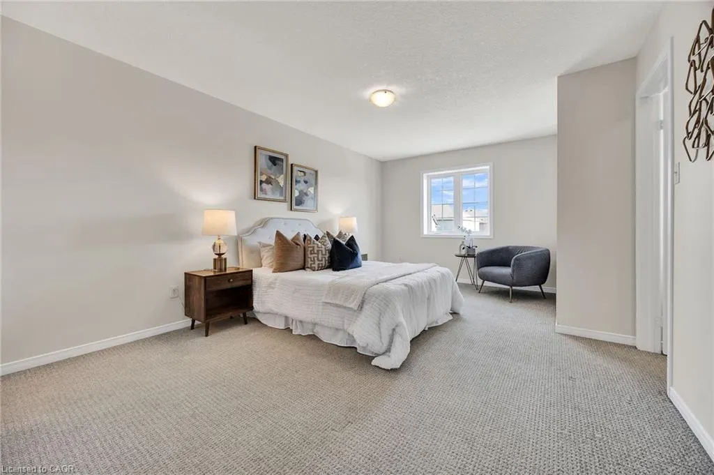 252 Countrystone Crescent