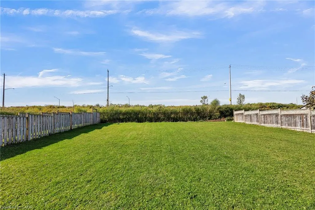 252 Countrystone Crescent