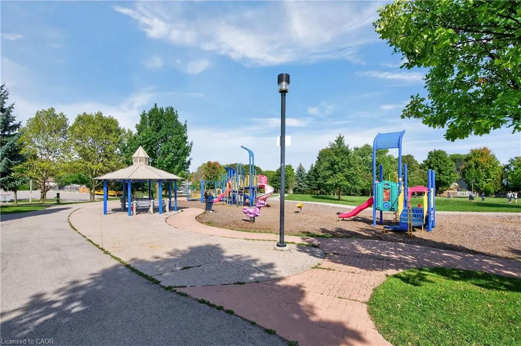 75 Britten Close, #2