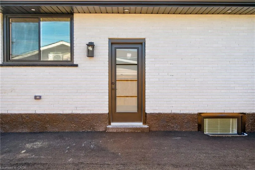 75 Britten Close, #2